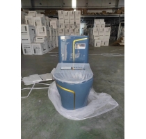 Bồn Cầu 1 Khối Xanh Viền Vàng